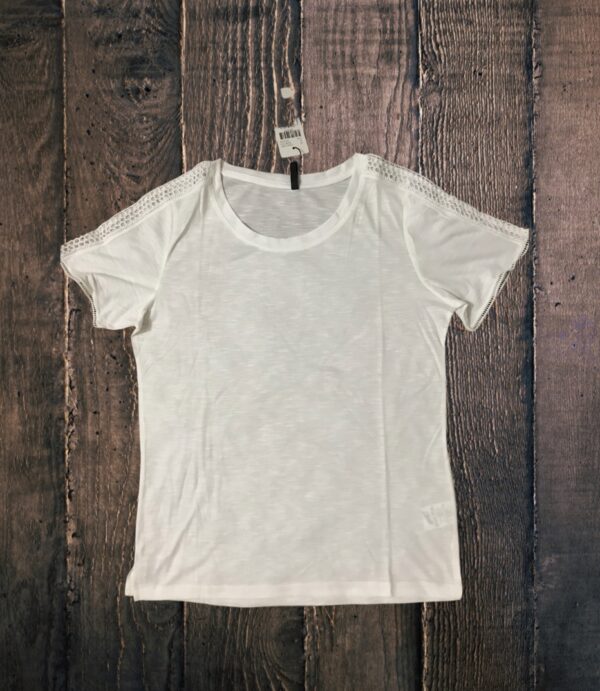 Export Quality Short Sleeves T-shirt For Women